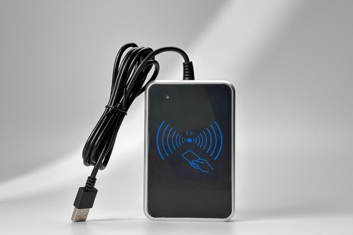 RGR158 Çift Frekans RFID Okuyucu HF + LF