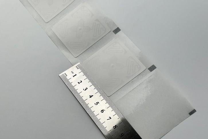 Sağlık Sektöründe RFID Şeffaf Etiket