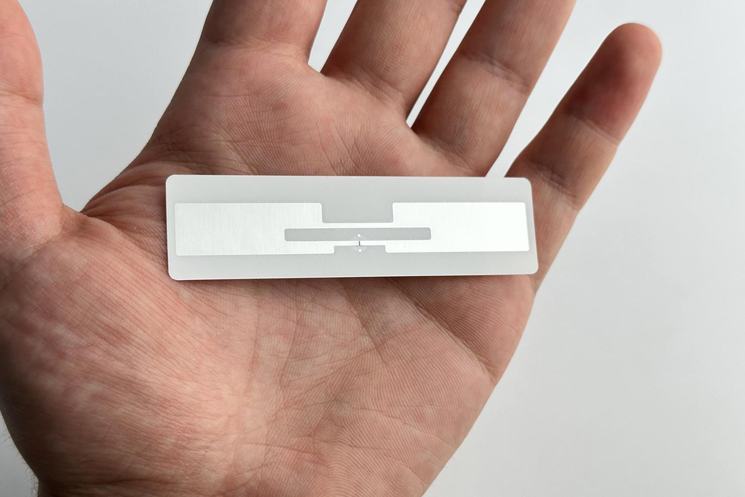 UHF Kırılgan Etiket 70x10mm