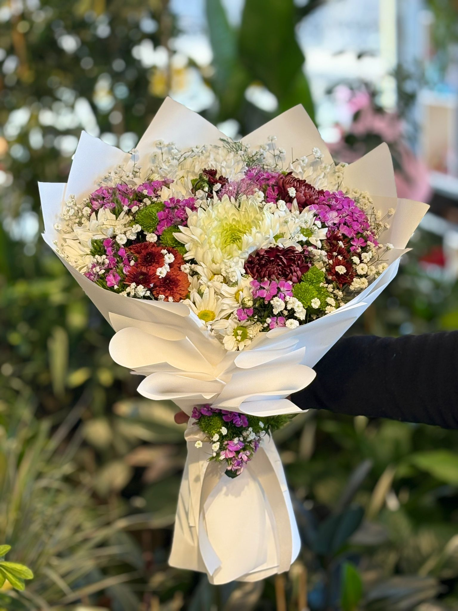 Karışık Renkli Mevsim Buketi Beyaz Paket