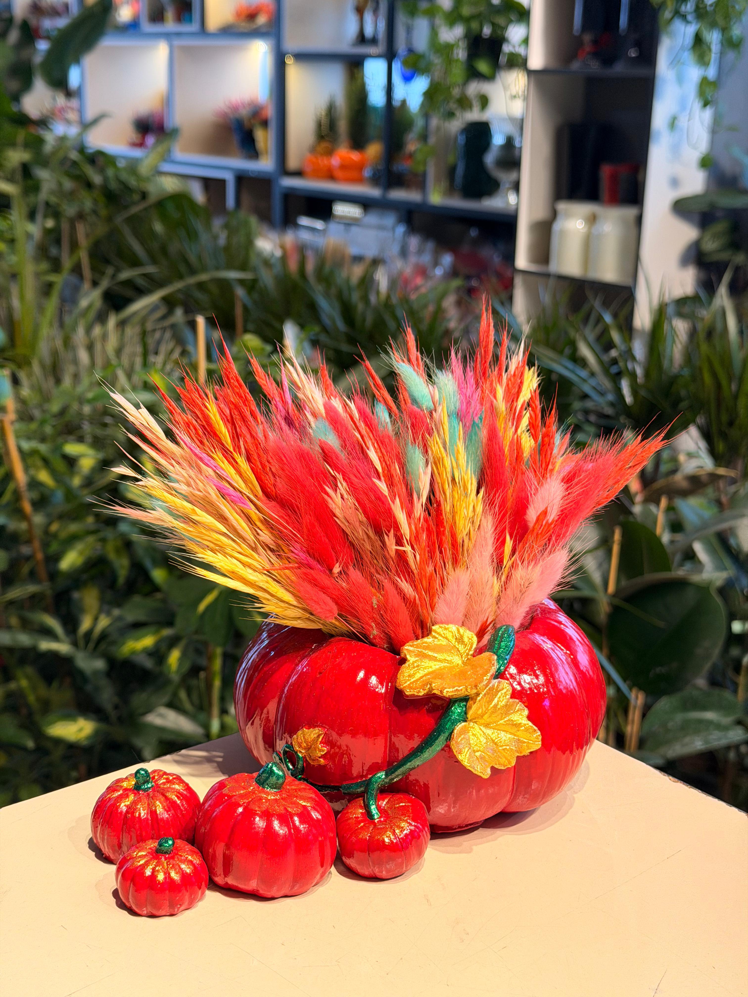 Kırmızı Kabak Seramik Kırmızı Kuru Çiçek Detaylı