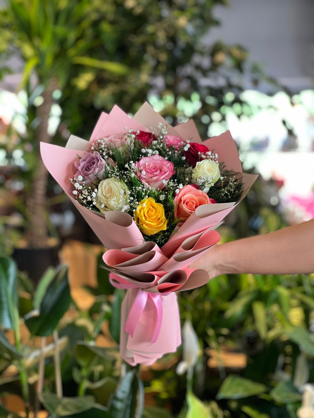 Renkli Gül Buketi 10 Adet