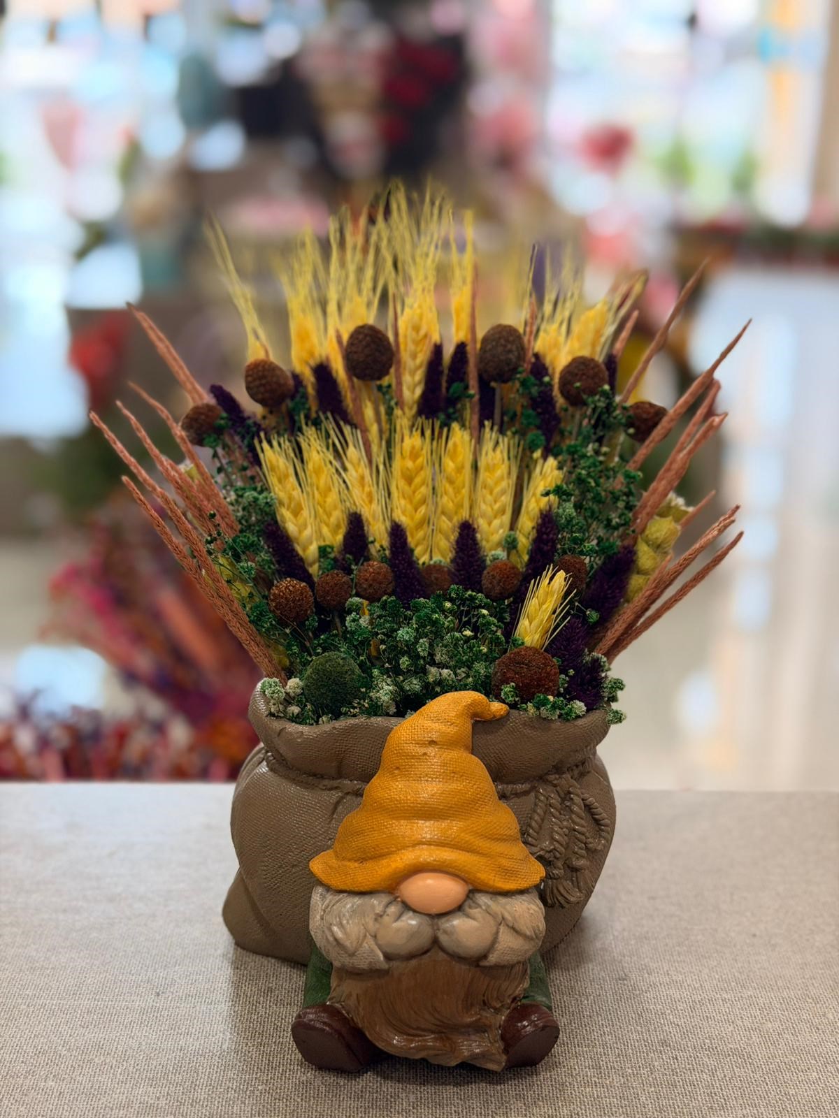 Sarı Şapkalı Cüce Seramik Kuru Çiçek