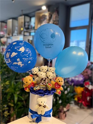 Beyaz Kutu İçerisinde Peluş Ayıcık Mavi Balon Aranjmanı