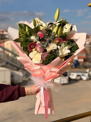Lilyum Renkli Gül Gerbera Buketi
