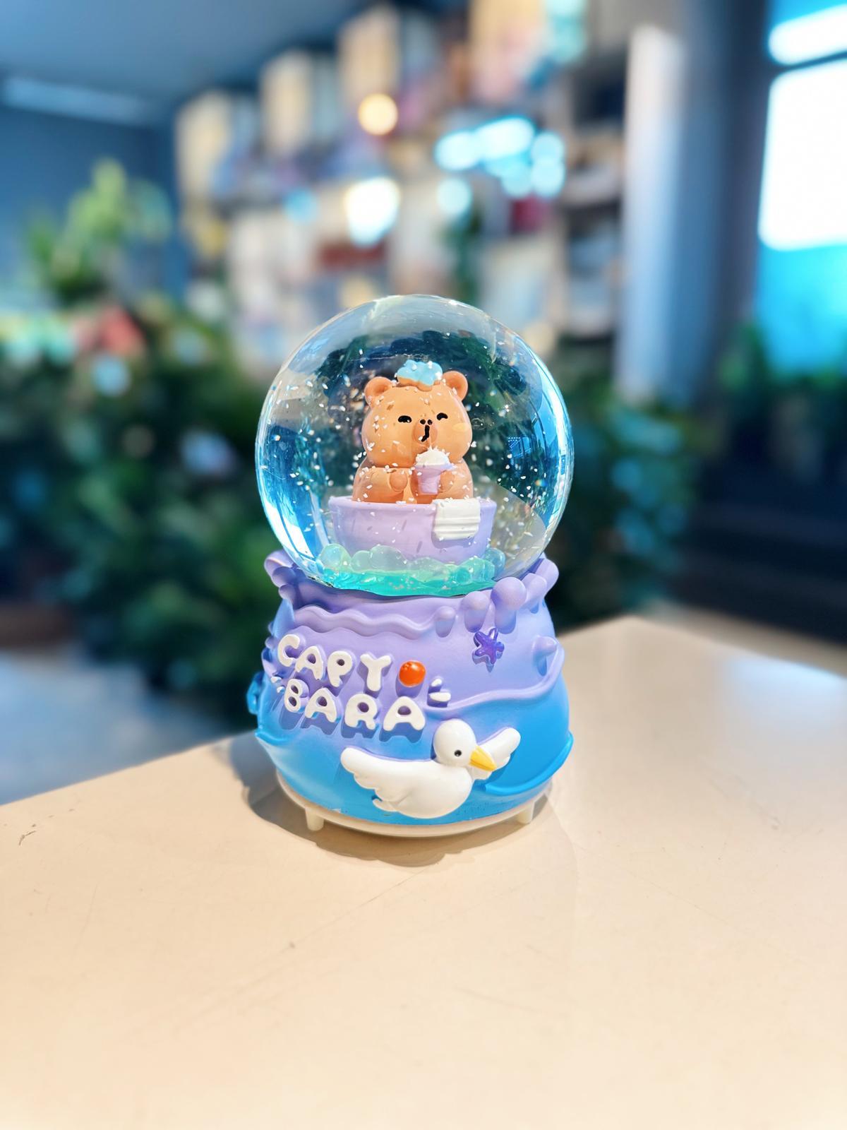 Büyük Boy Motorlu Işıklı Mor Capy Bara Kar Küresi