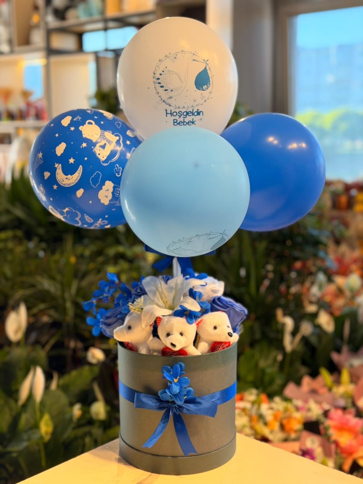 Büyük Boy Yeşil Kutu Mavi Erkek Bebek Balon Aranjmanı