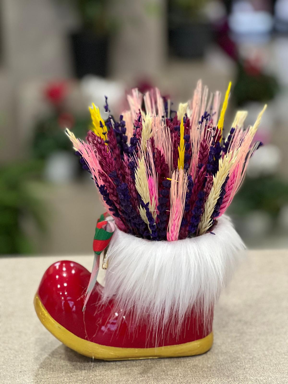 Kırmızı Çizme Seramik Mor Kuru Çiçek Detaylı