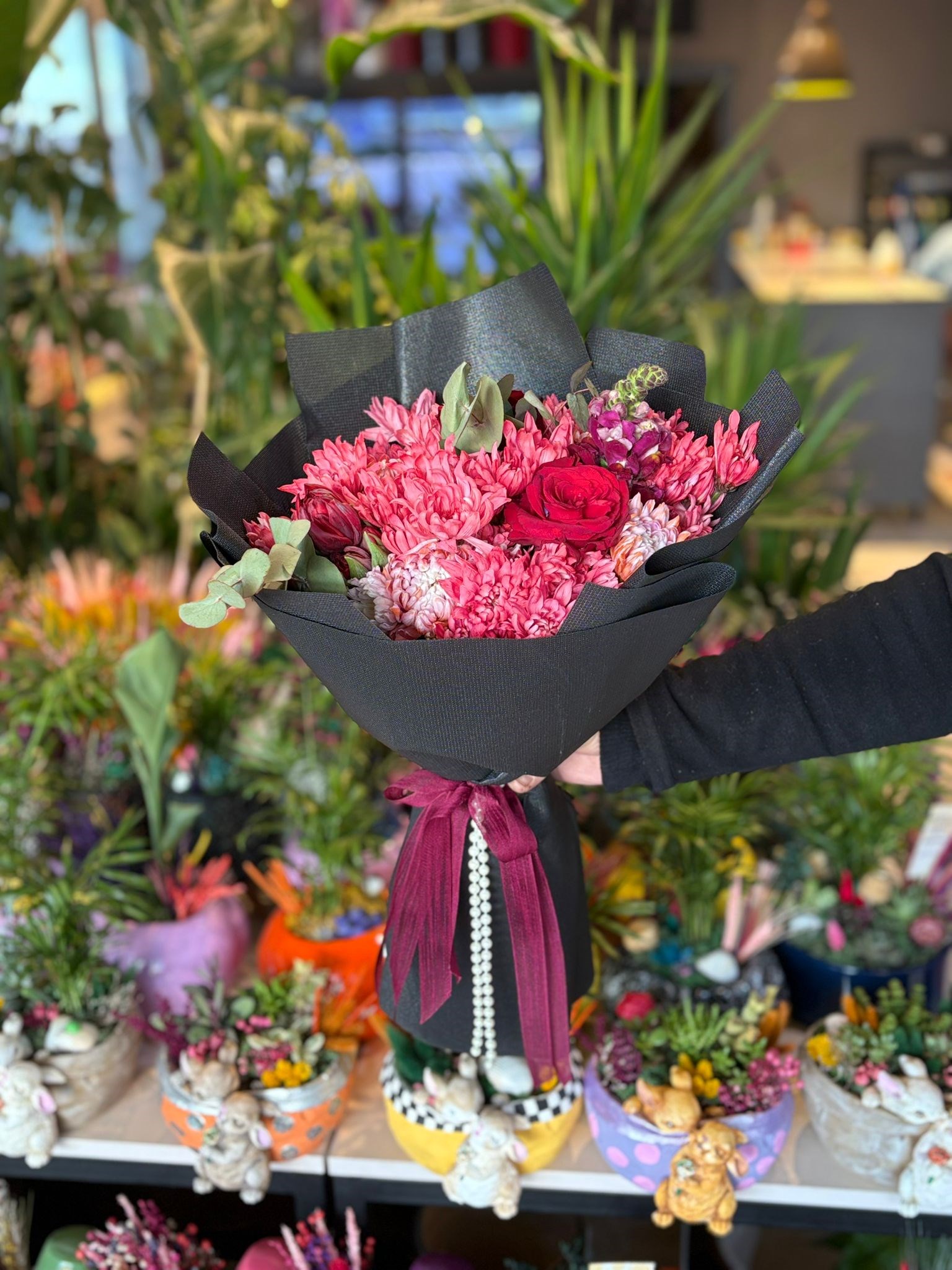 Kırmızı Papatya İthal Kırmızı Gül Buketi 