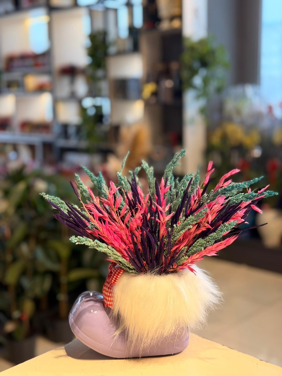 Mor Çizme Seramik Pembe Mavi Kuru Çiçek Aranjmanı