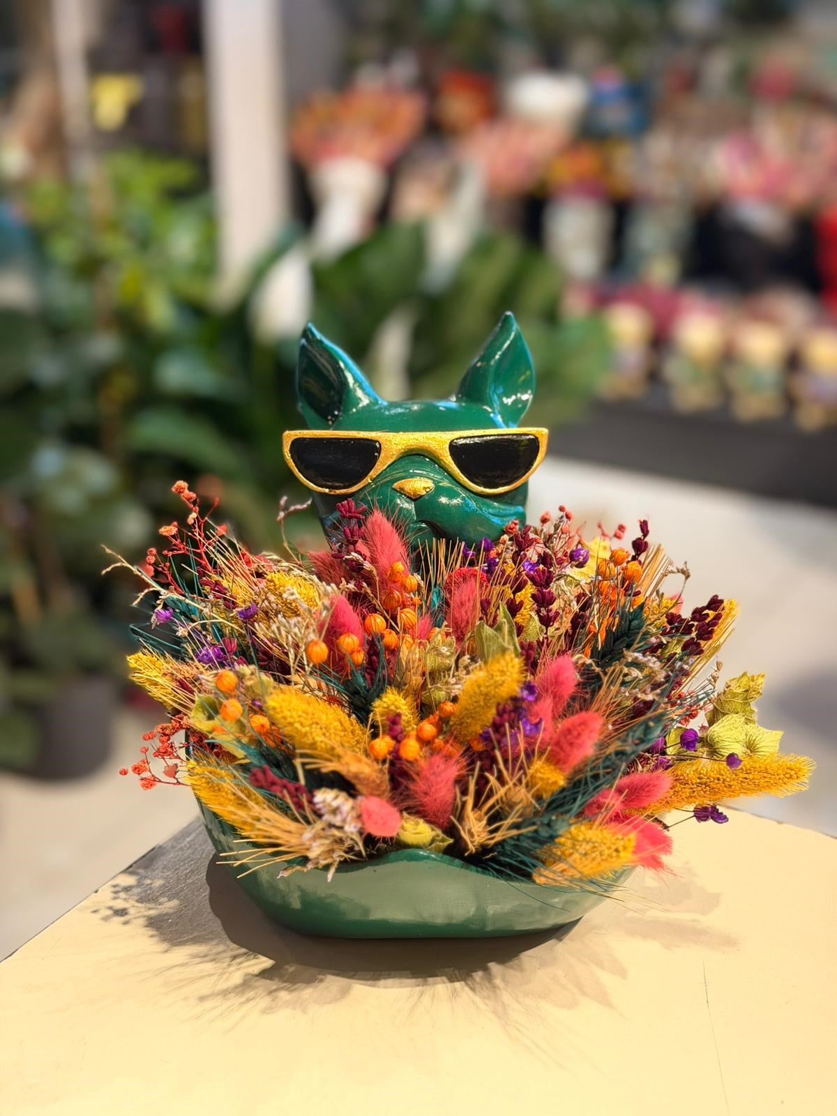 Yeşil Bulldog Seramik Kuru Çiçek 