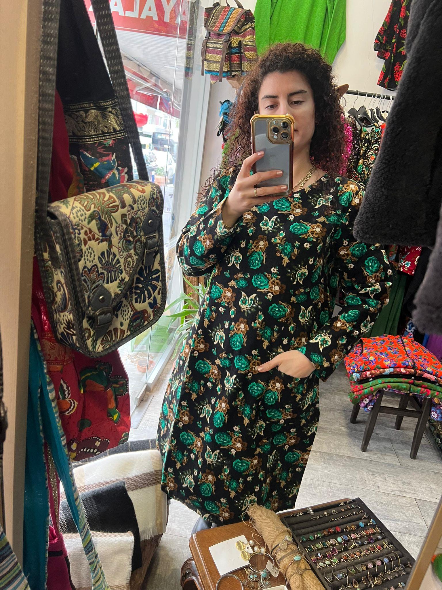 Çiçek Desenli Pazen Elbise