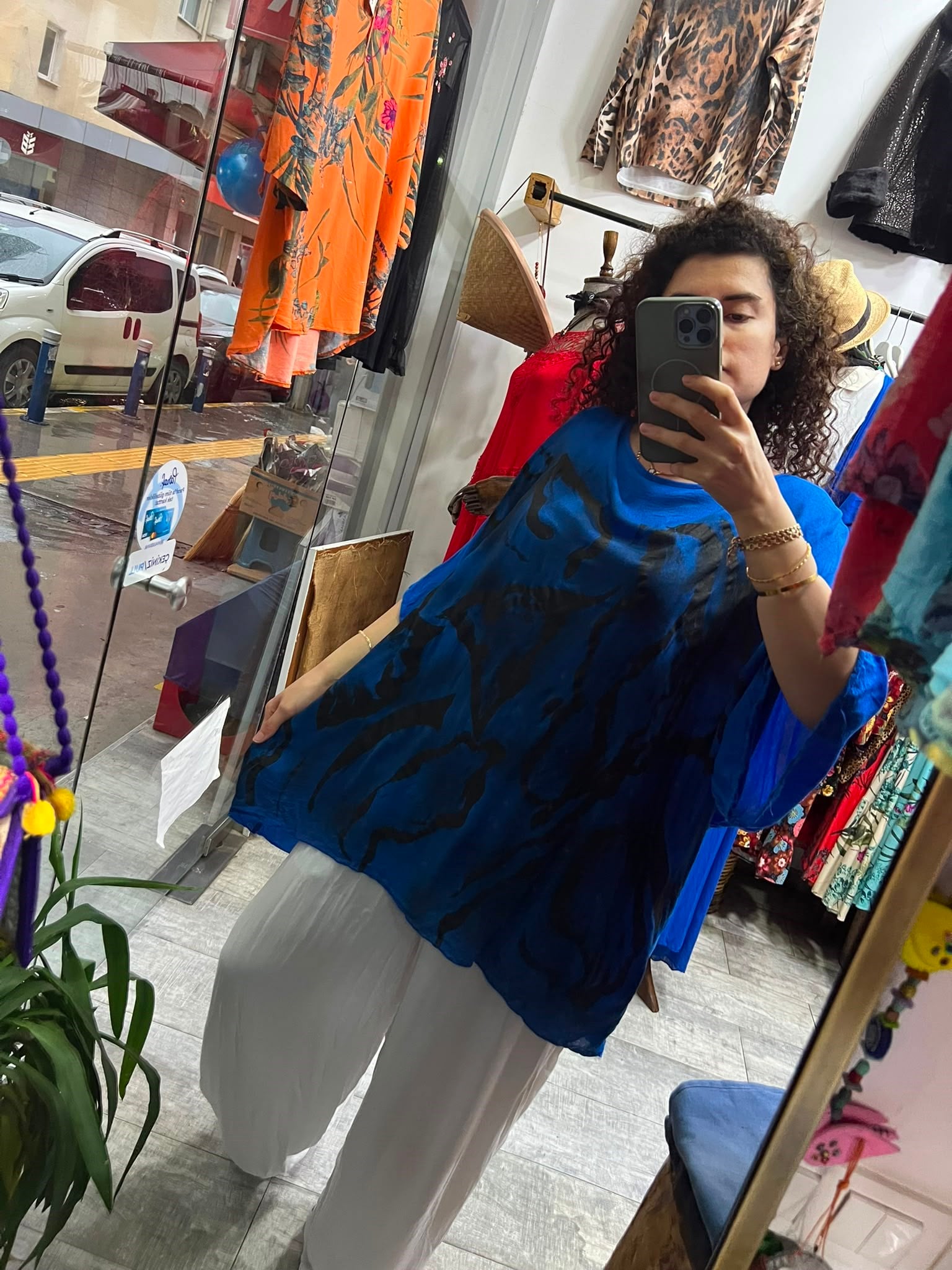 Ham Pamuk Kumaş El Boyaması Bluz Mavi