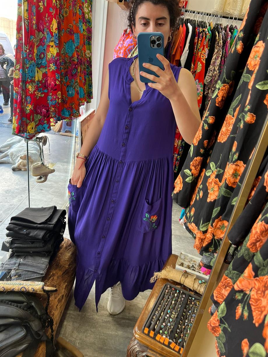 İşlemeli Kolsuz Elbise Mor