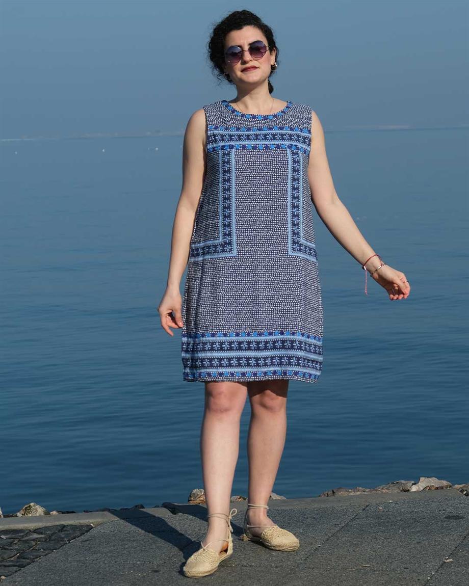 Minimalist Desenli İthal Ham Pamuk Elbise
