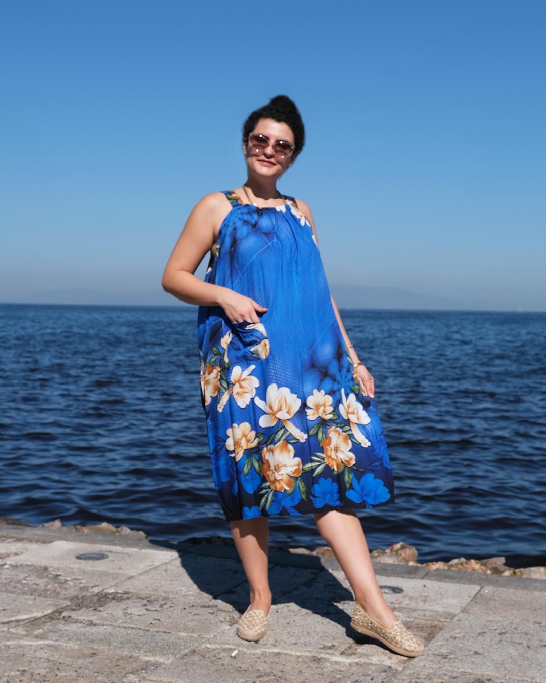 Uzakdoğu Bitkisel İpek Elbise El Baskısı Büyük Çiçek Mavi