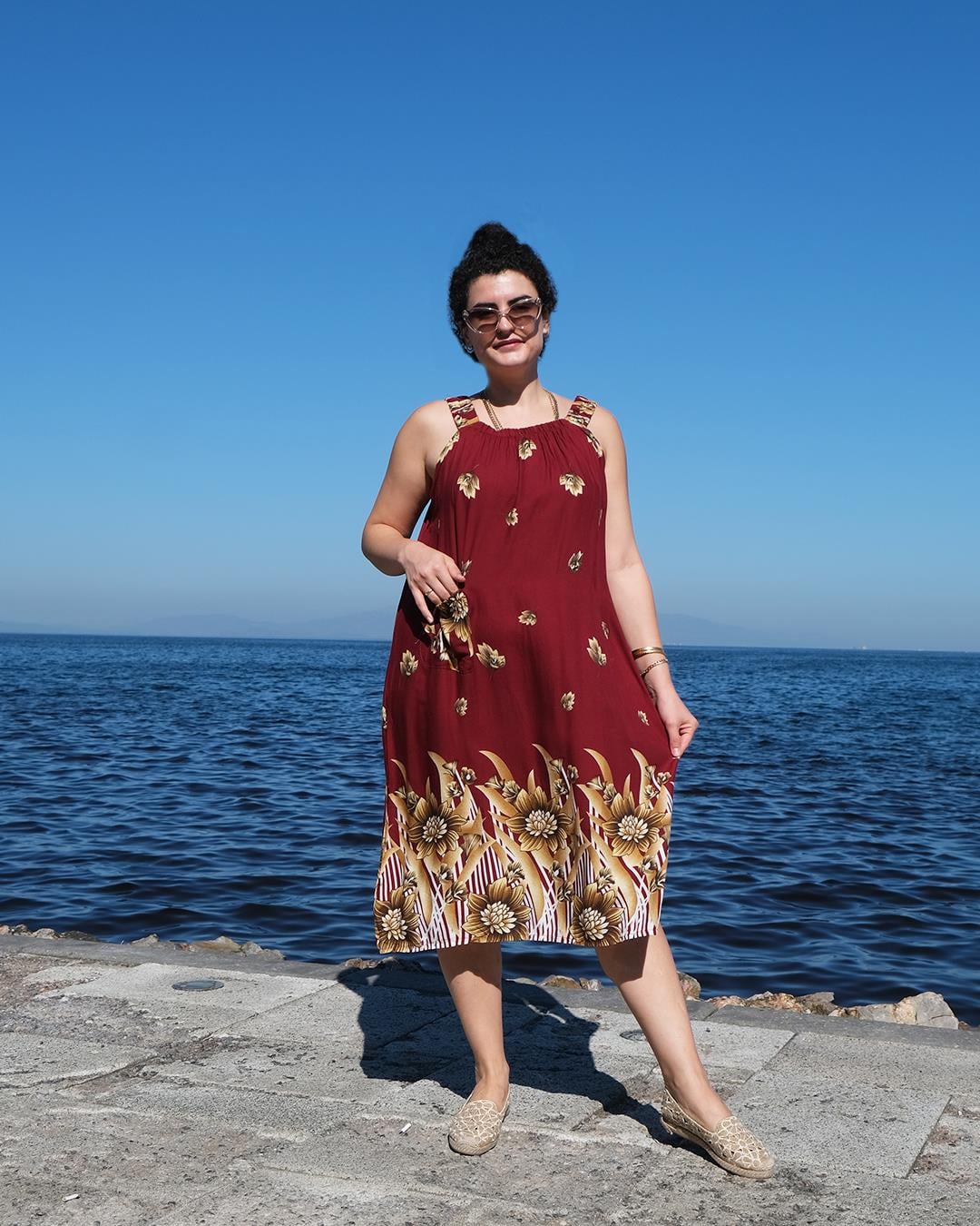 Uzakdoğu Bitkisel İpek Elbise El Baskısı Büyük Çiçek Desenli Bordo