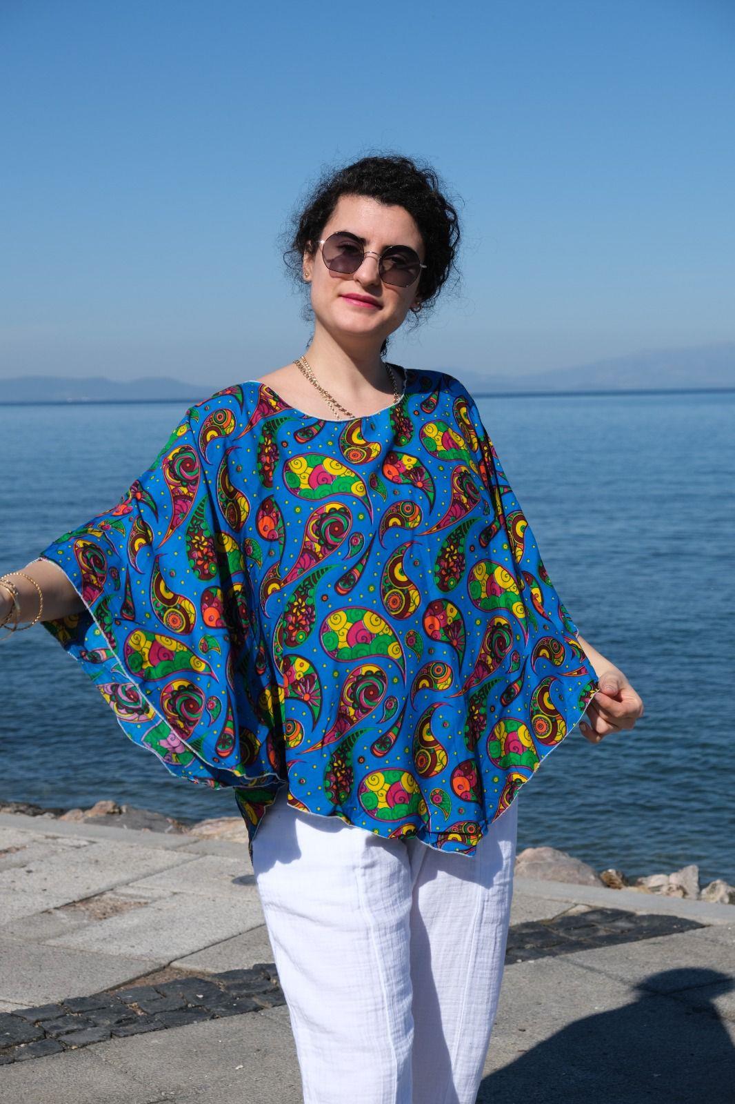 Uzakdoğudan Bitkisel İpek Bluz Mavi