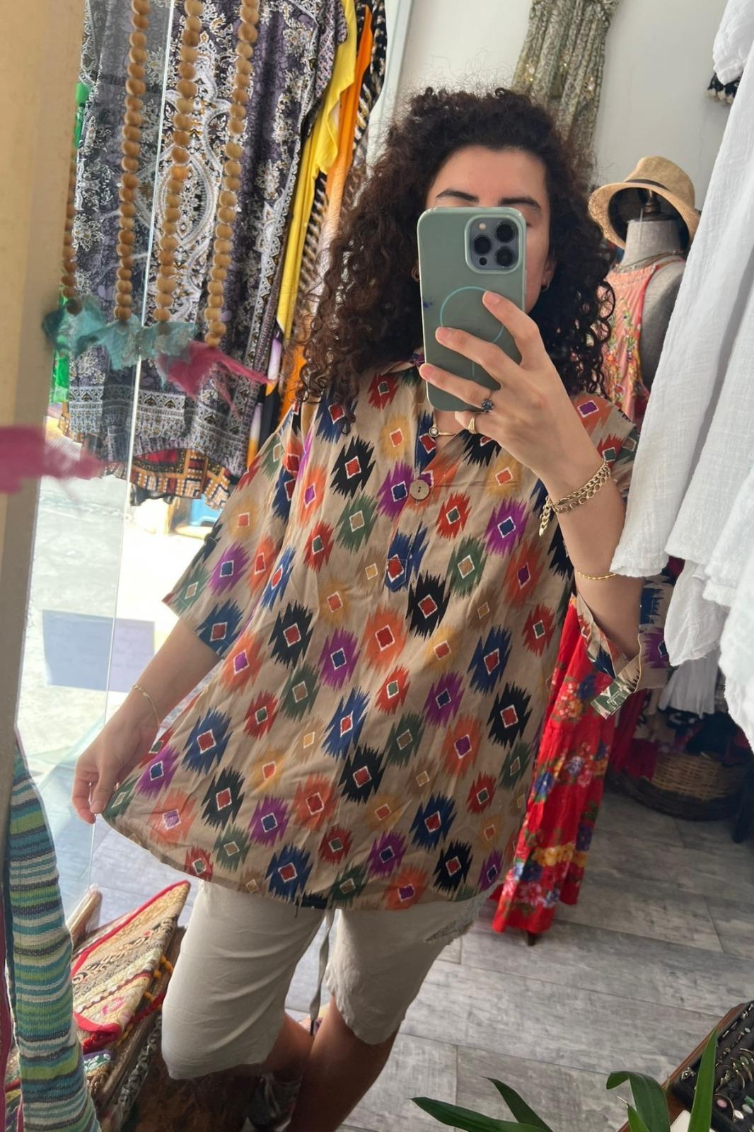 Yarım Kollu Desenli Gömlek Bej