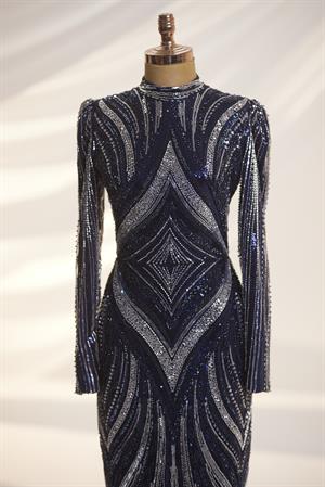 Alanur Abiye Lacivert