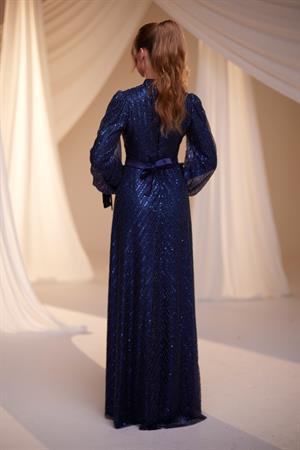 Serena Abiye Lacivert