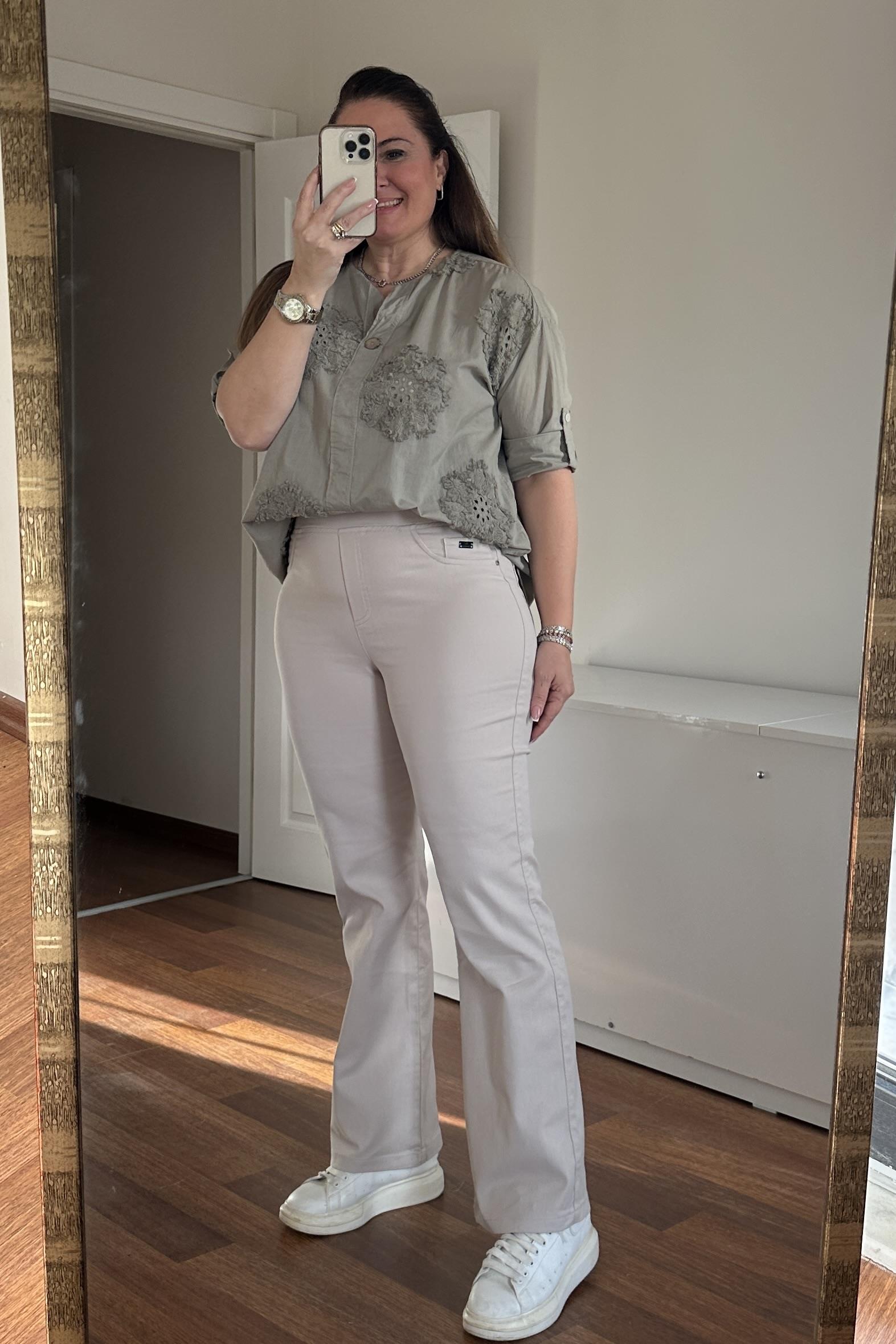 Mevsimlik İspanyol Paça Pantolon Bej