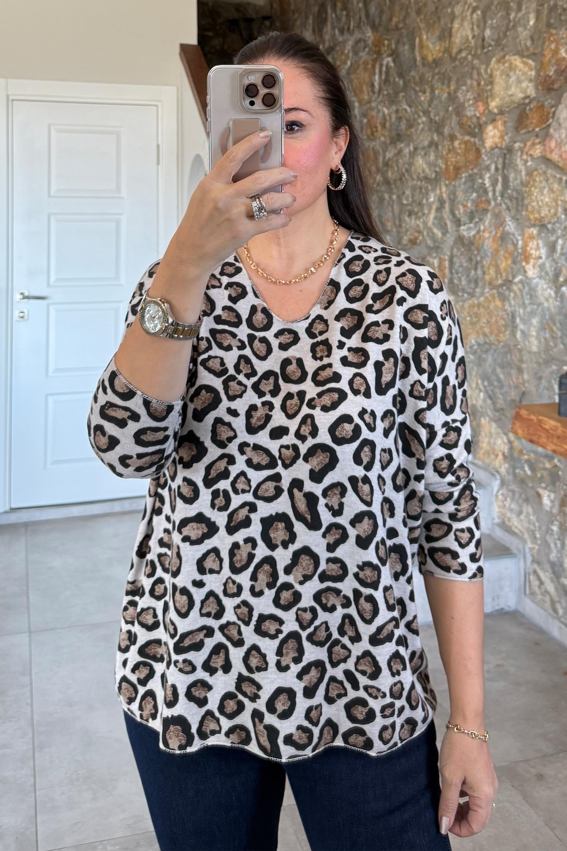 Sera Leopar Desenli Triko Bluz Bej