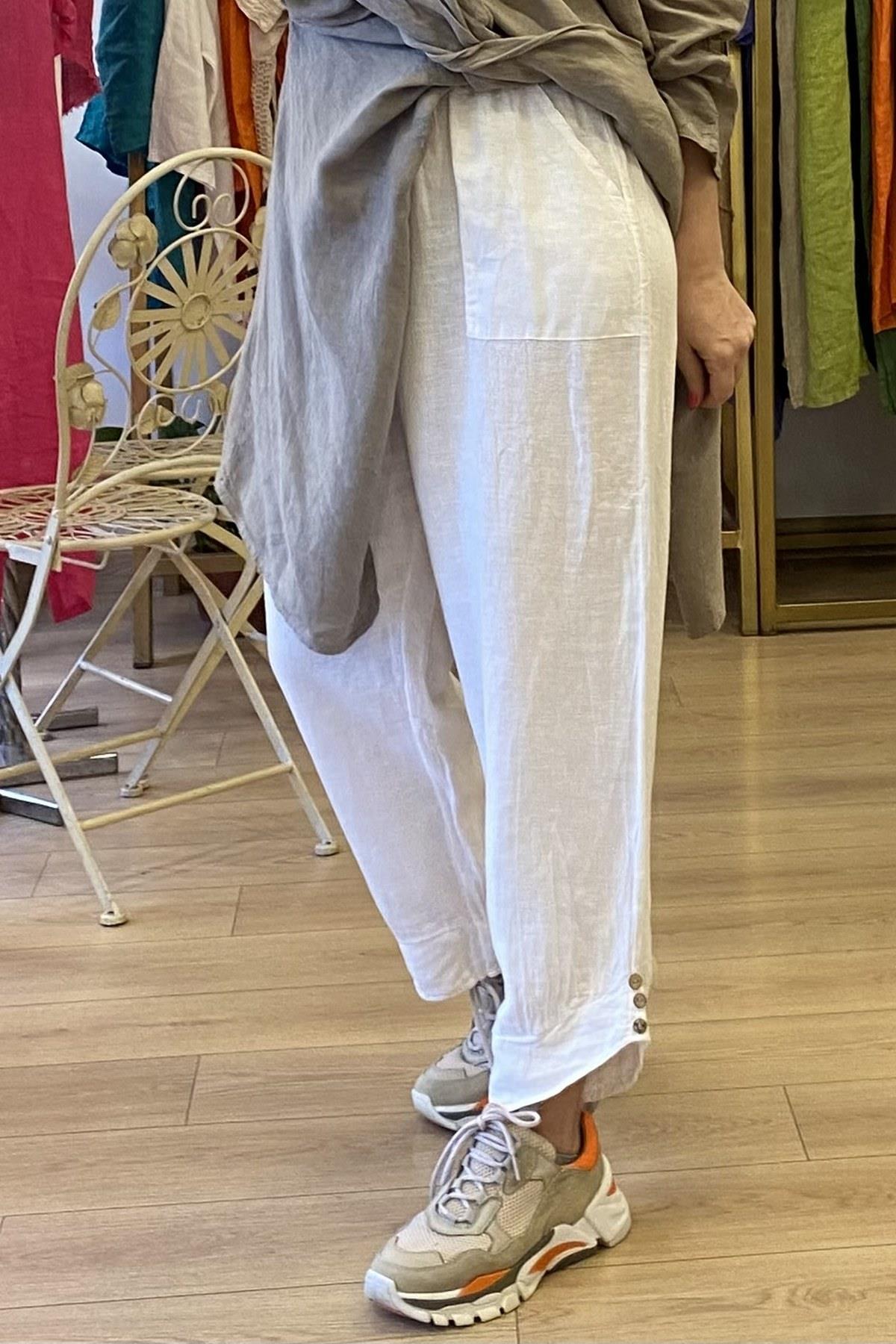 Paça Düğme Detaylı Pantolon Beyaz