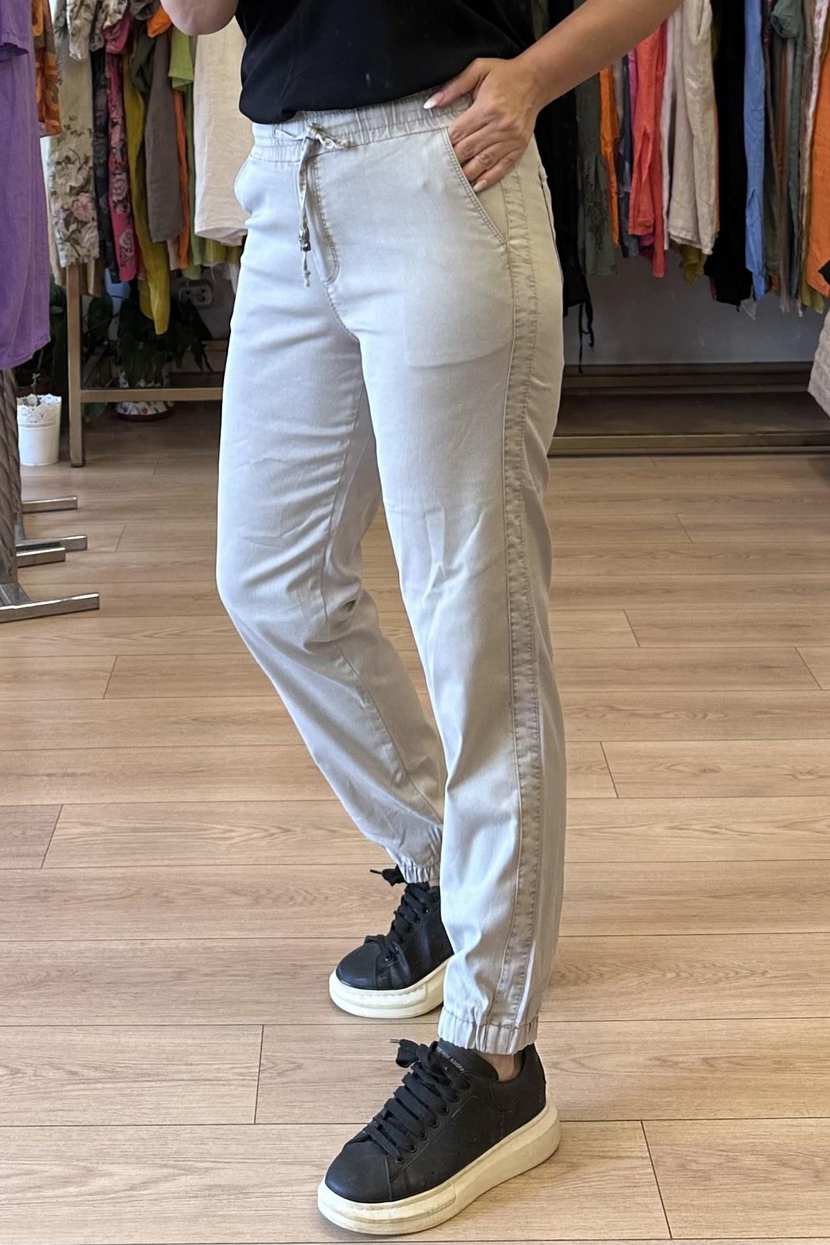 Paça Lastik Detaylı Pantolon Bej