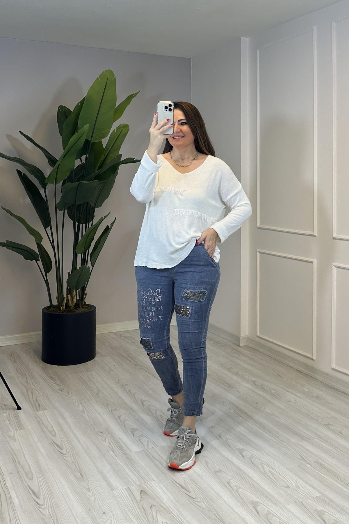 Pul Ve Yazı Detaylı Pantolon Mavi