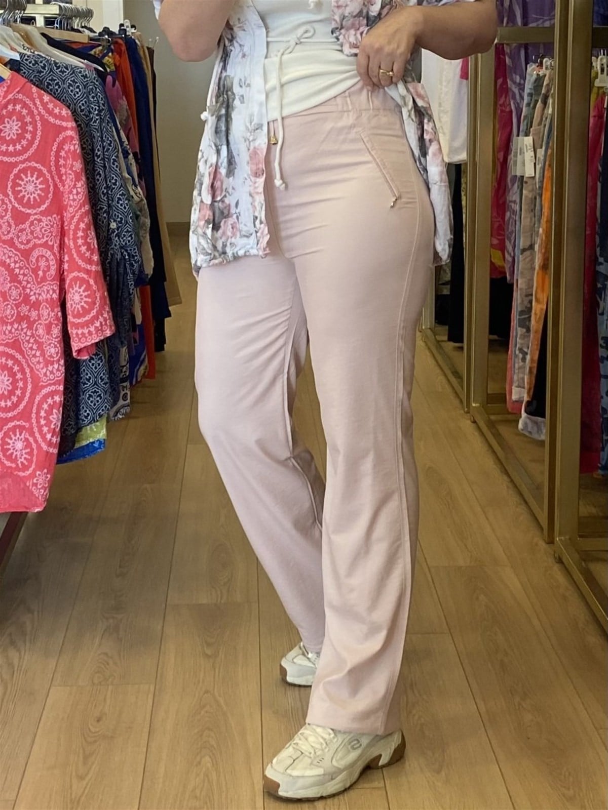 Spor pantolon paça büzgülü pudra pembe