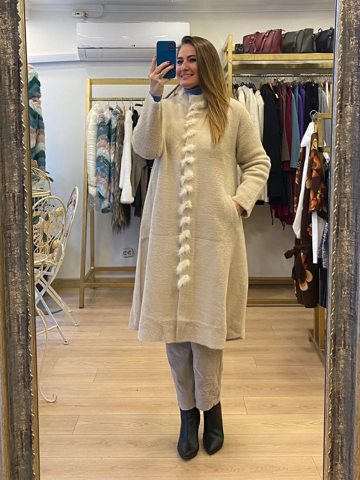Tüy Detaylı Angora Kaban Bej