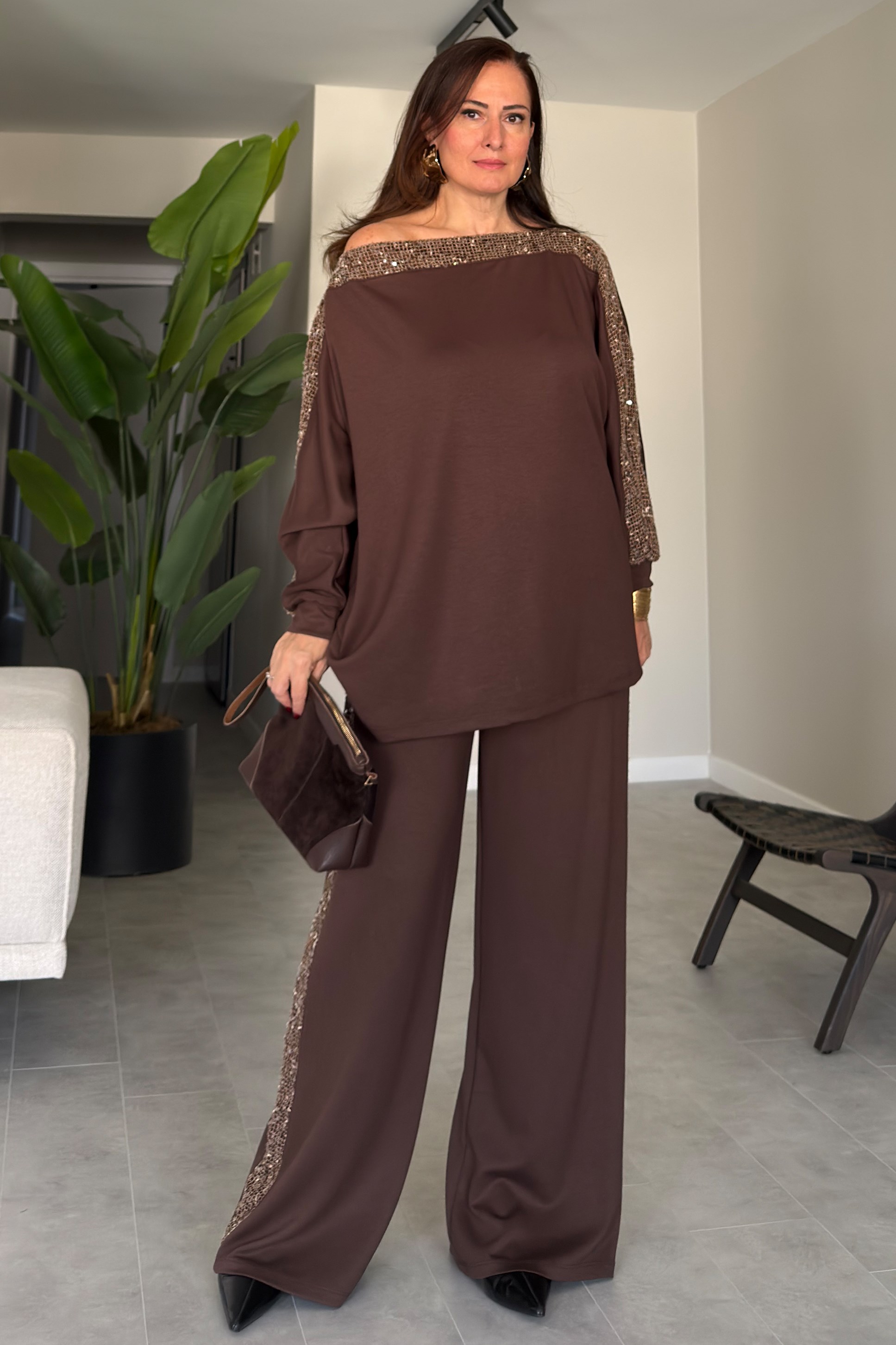 Tiara Düşük Omuz Takım Kahverengi