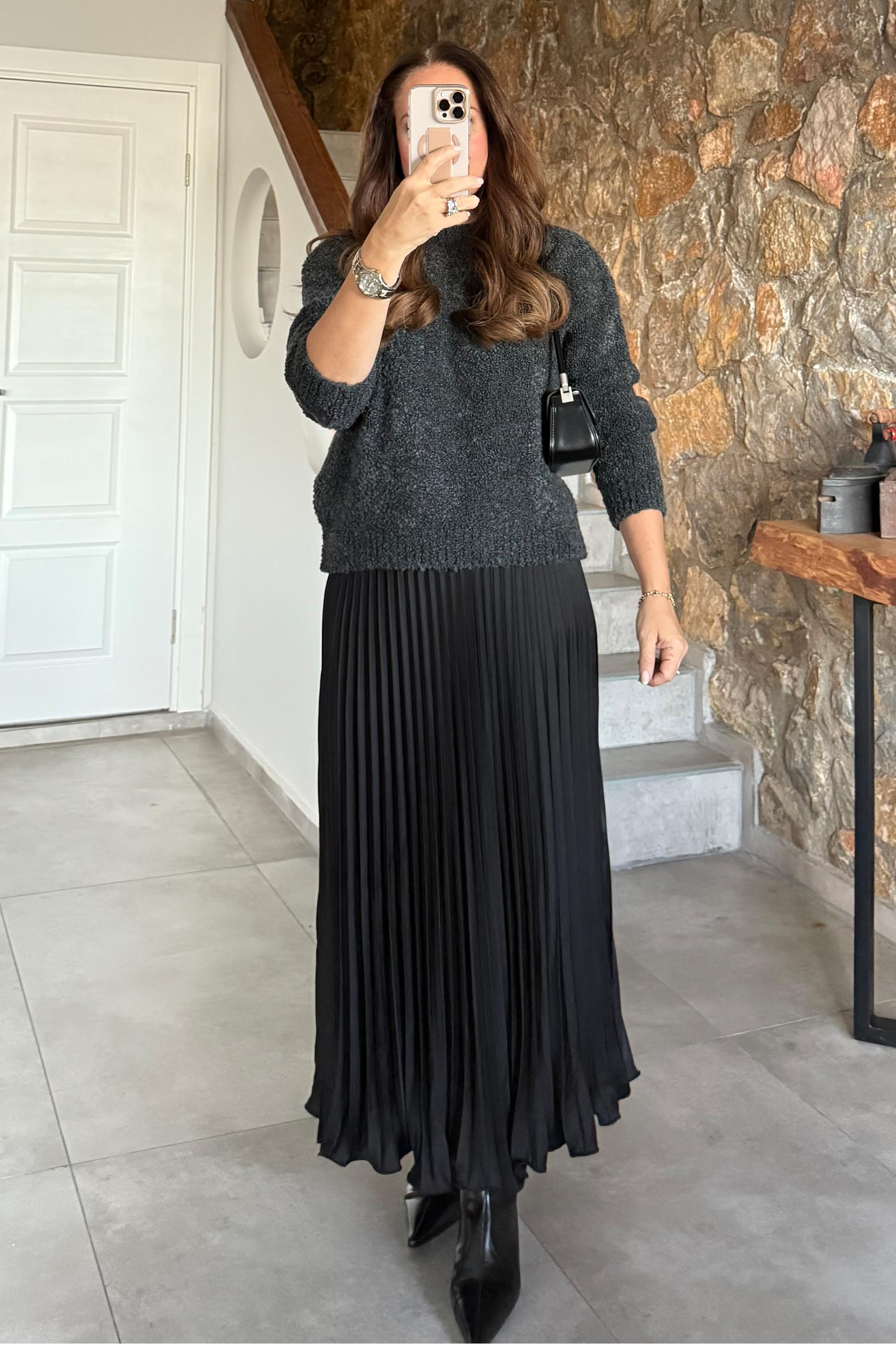 Casella Pileli Saten Etek Siyah