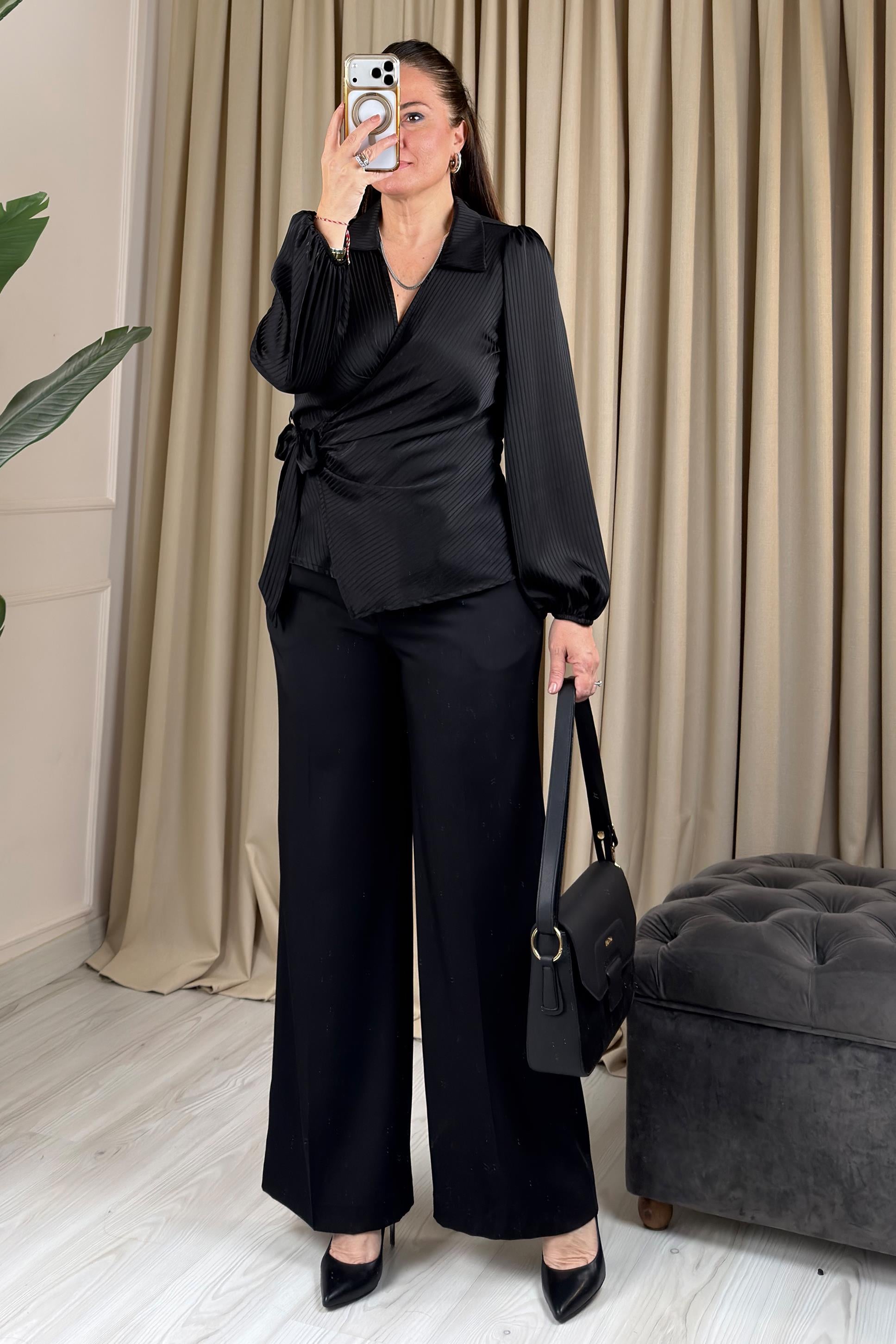 Estelle Yan Bağlamalı Bluz Siyah