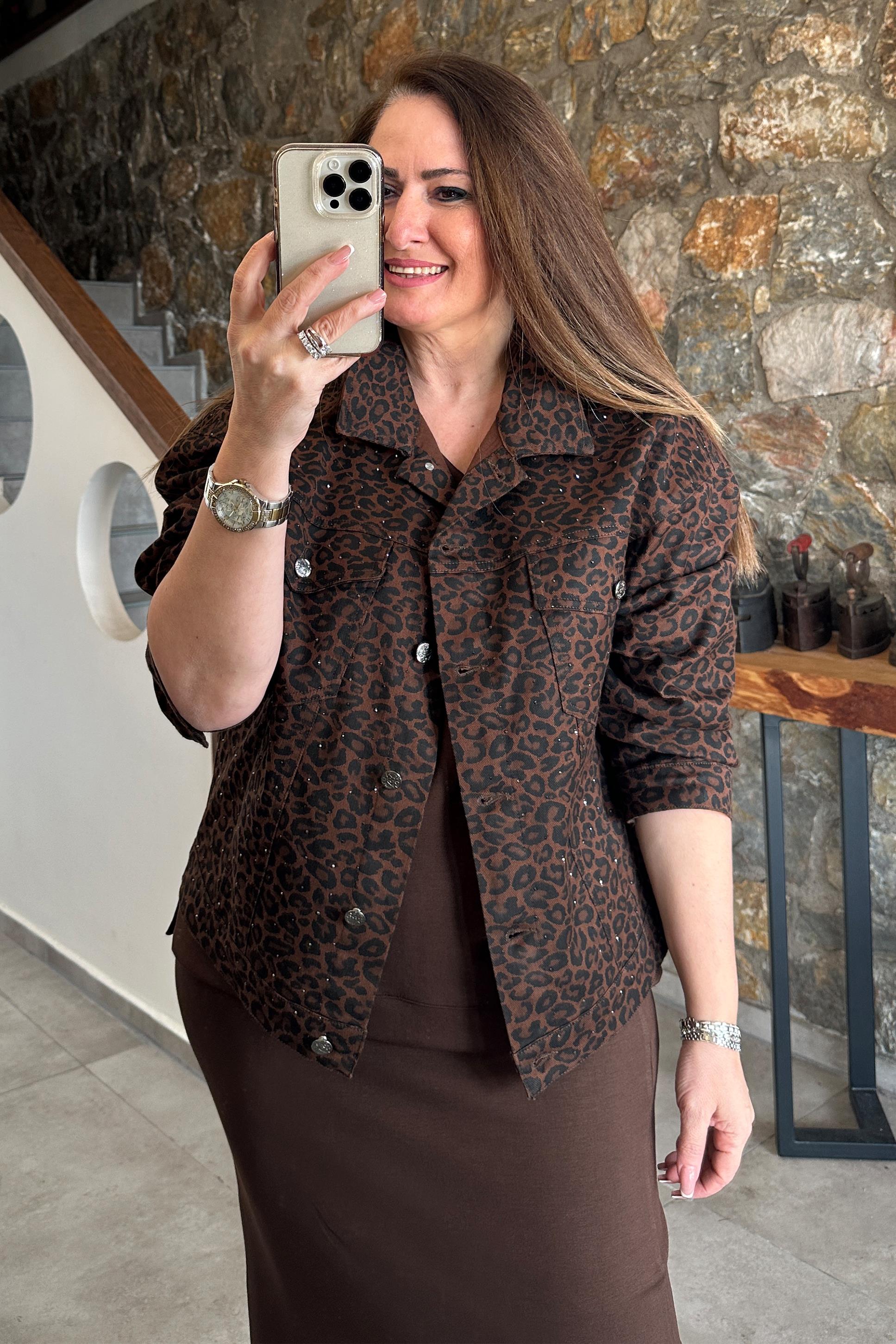 Leopar Desen Taşlı Kot Ceket Kahve