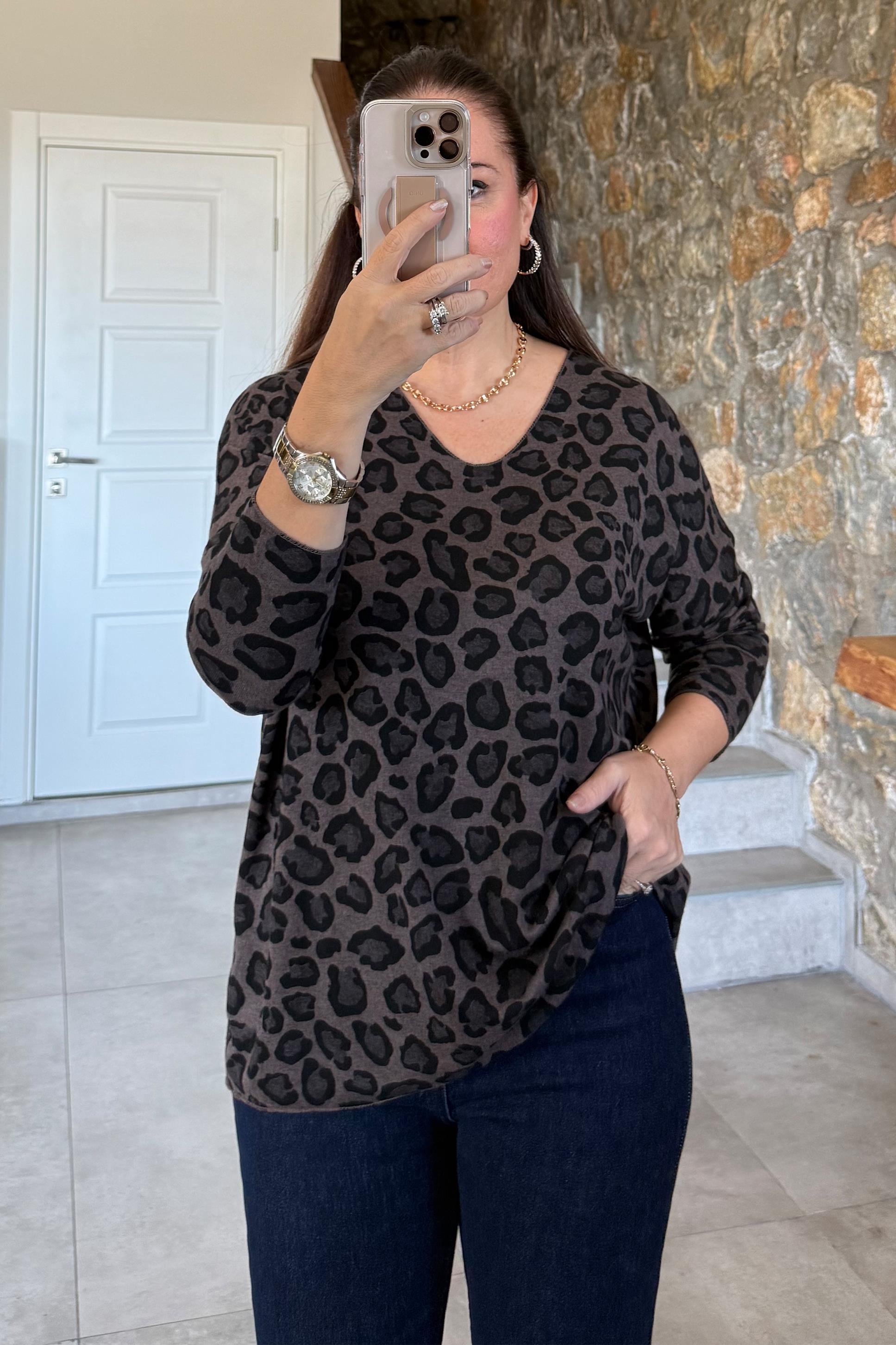 Sera Leopar Desenli Triko Bluz Koyu Kahve