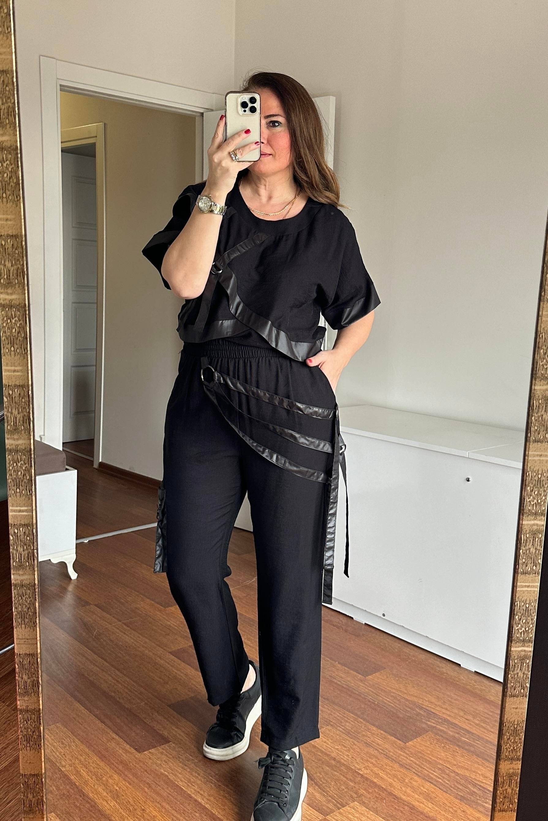 Kısa Kollu Şerit Detaylı Takım Siyah