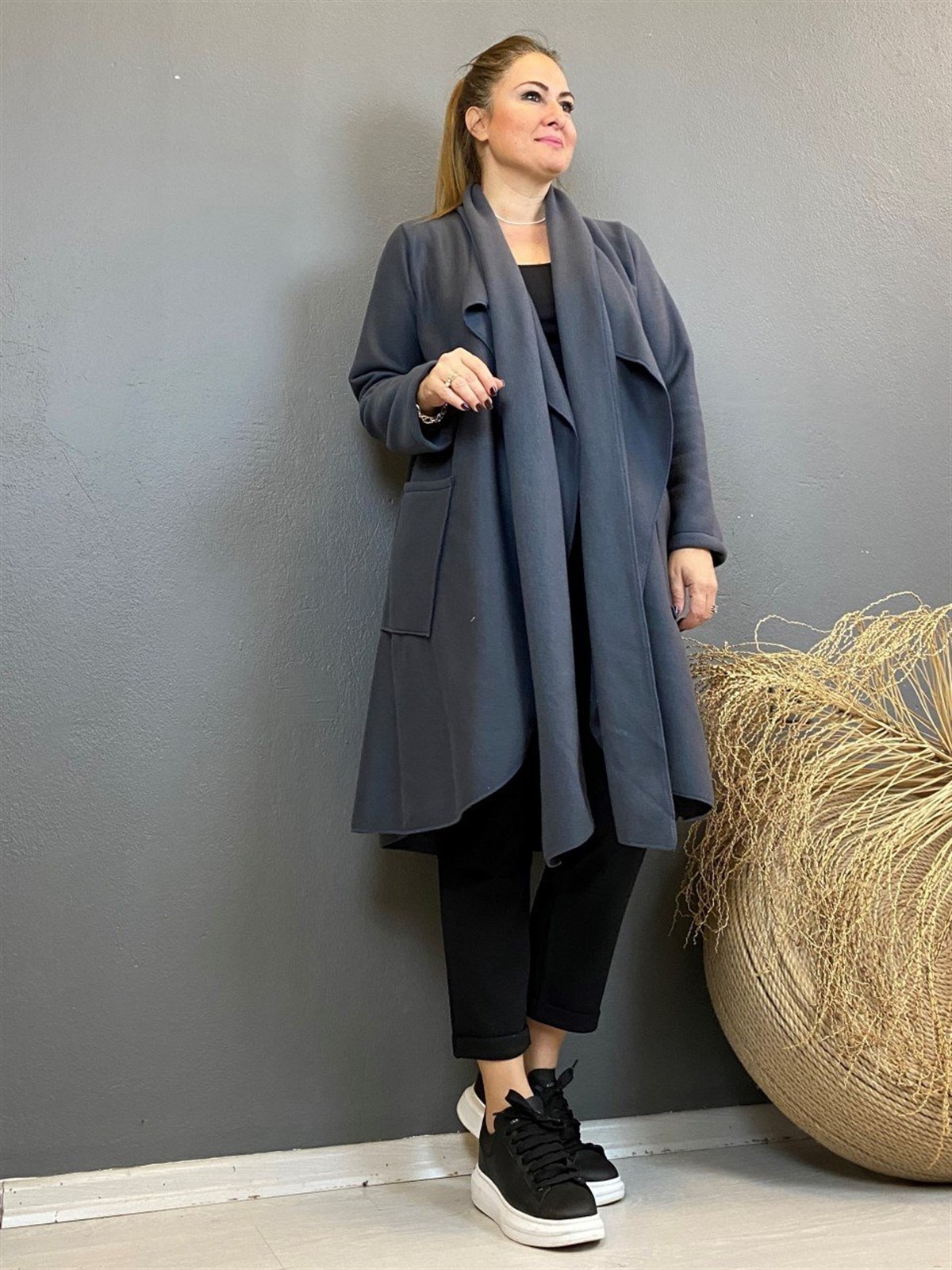 Asimetrik Kesim Polar Ceket