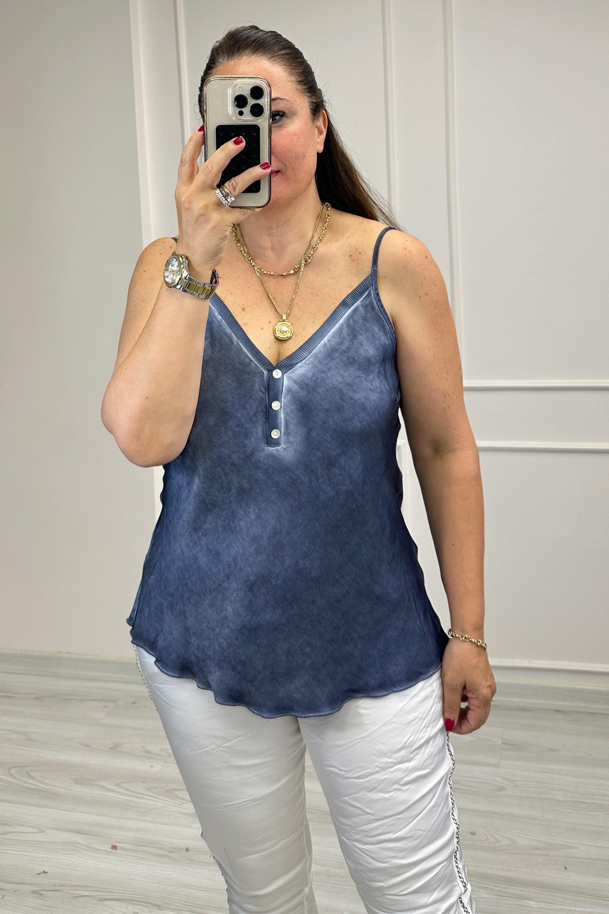 Marry Düğmeli Saten Bluz Lacivert