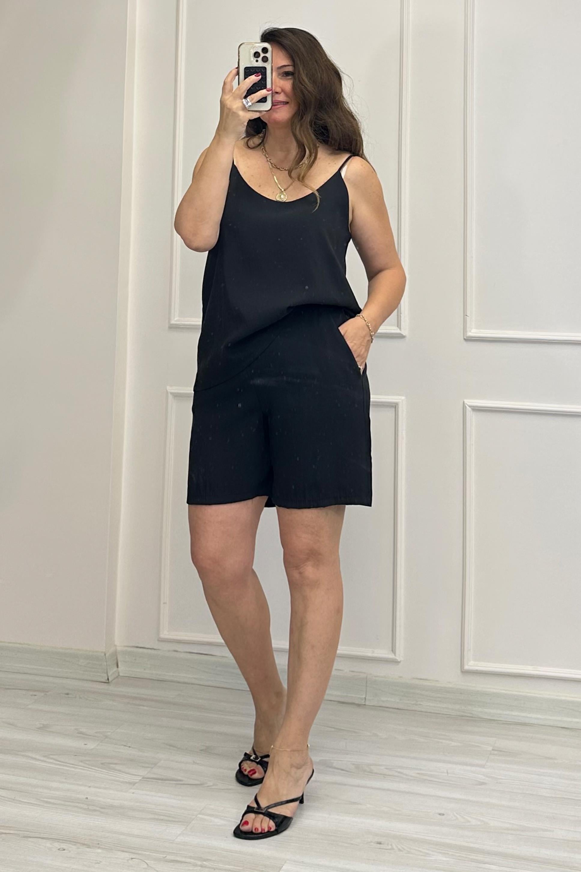 Lia Şortlu Takım Siyah