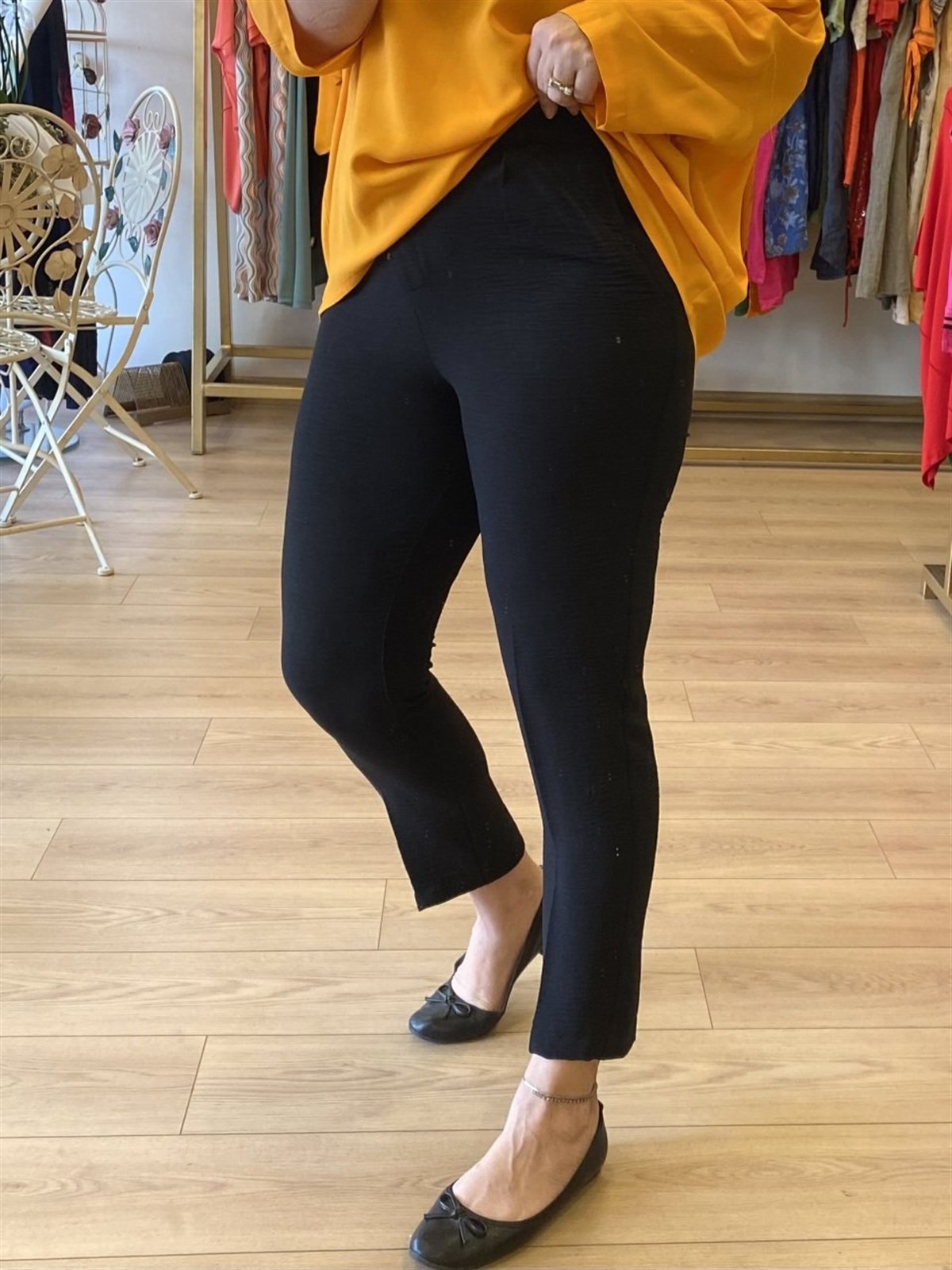 Dar Paça Kumaş Pantolon Siyah