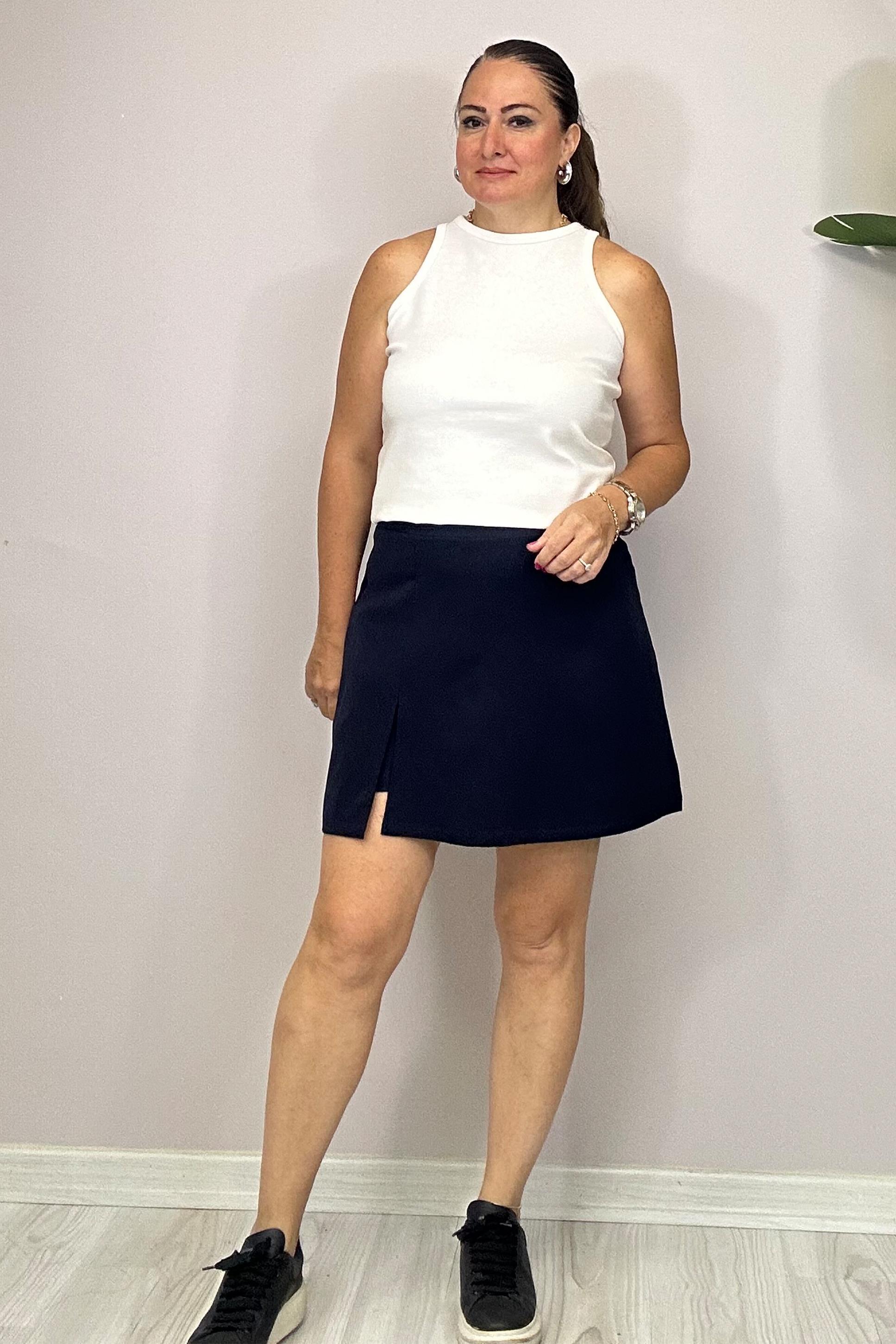 Bonita Yırtmaç Detaylı Şort Etek Lacivert