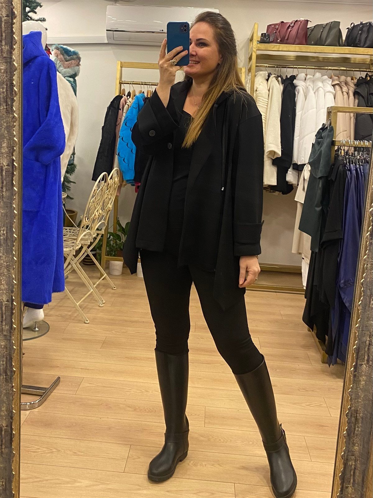 Fermuar Detaylı Kapüşonlu Çelik Örme Ceket Siyah