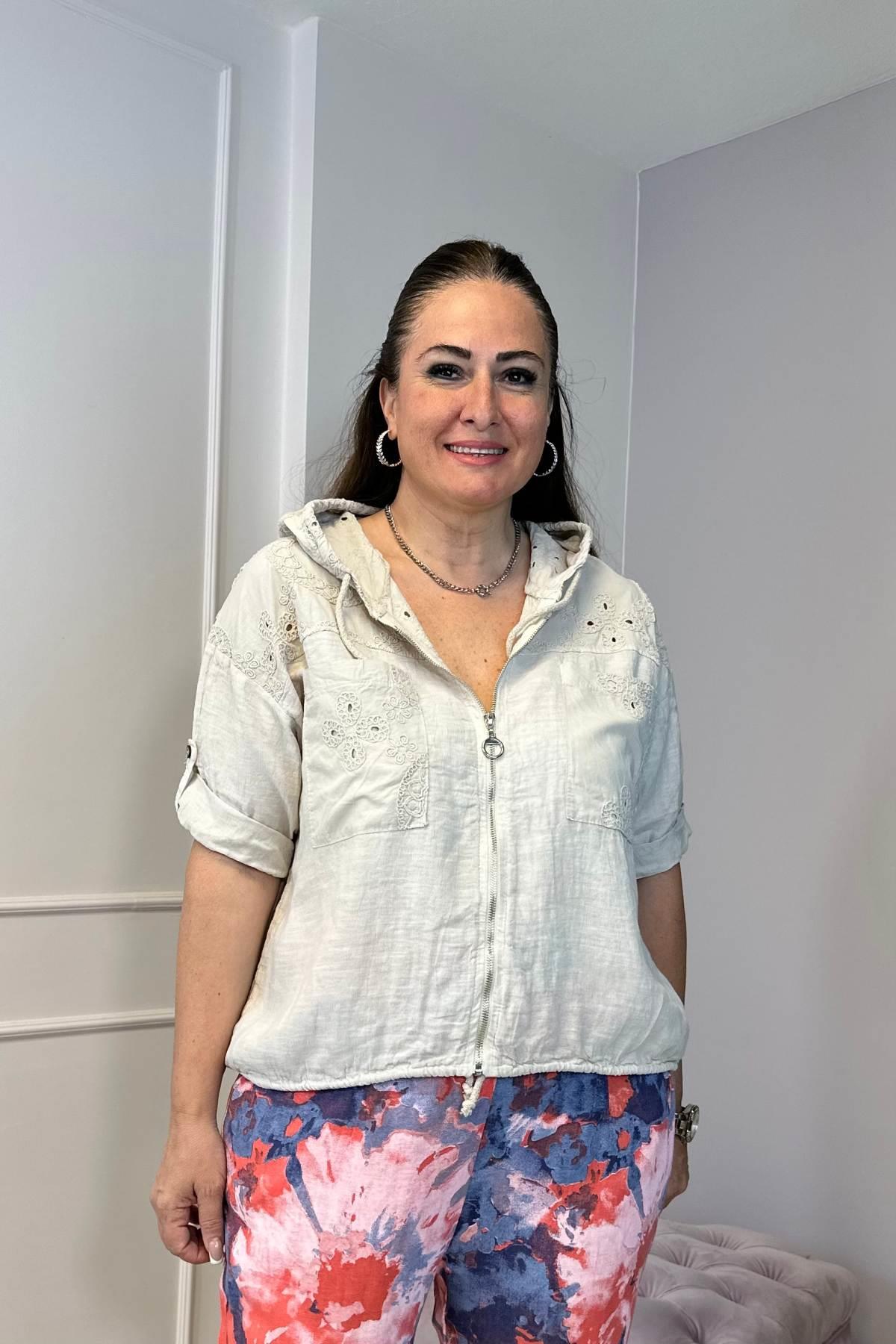 Fisto Detaylı Kapşonlu Fermuarlı Keten Ceket Krem