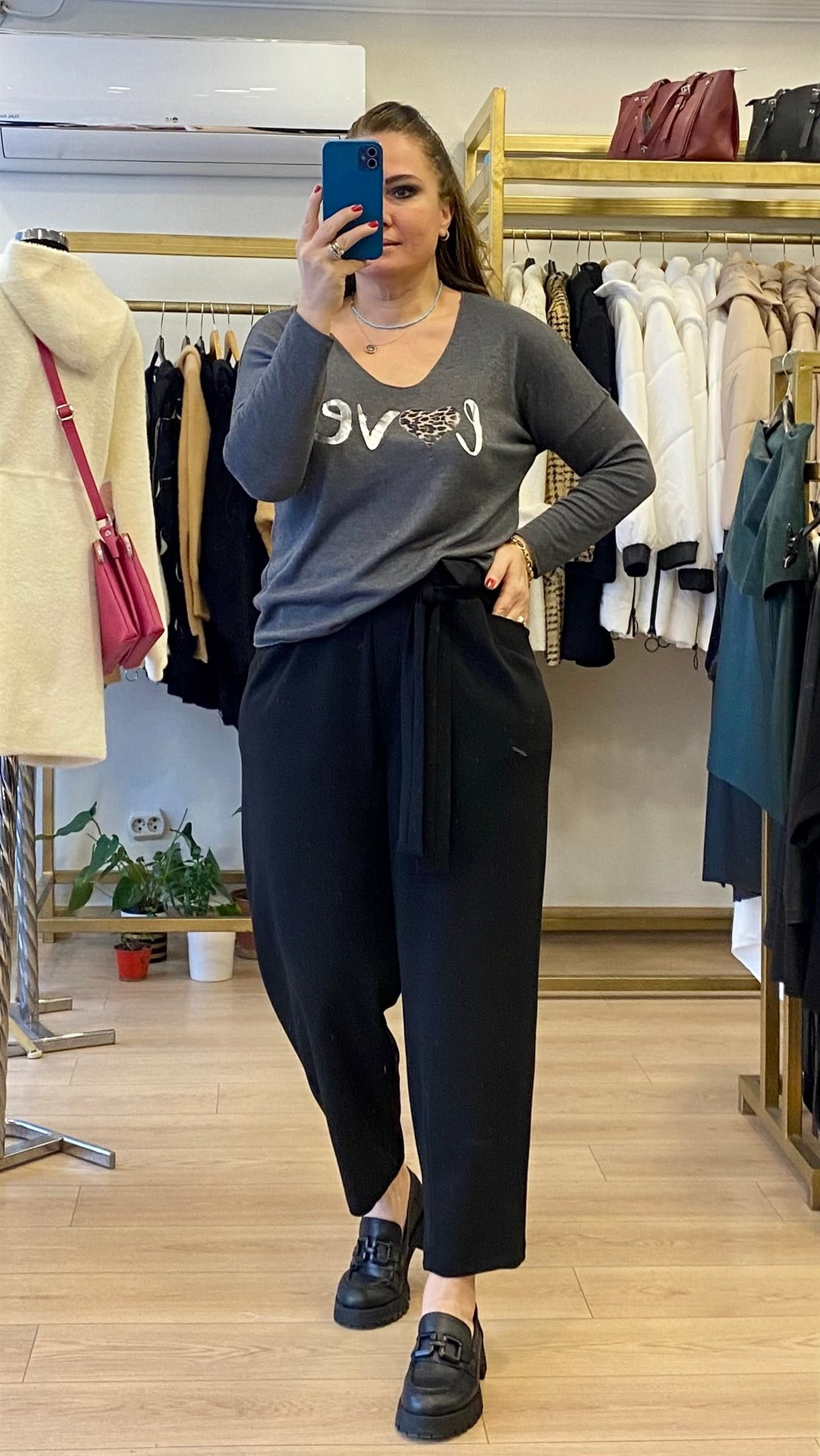 Havuç Mobel Beli Kuşaklı Kumaş Pantolon Siyah