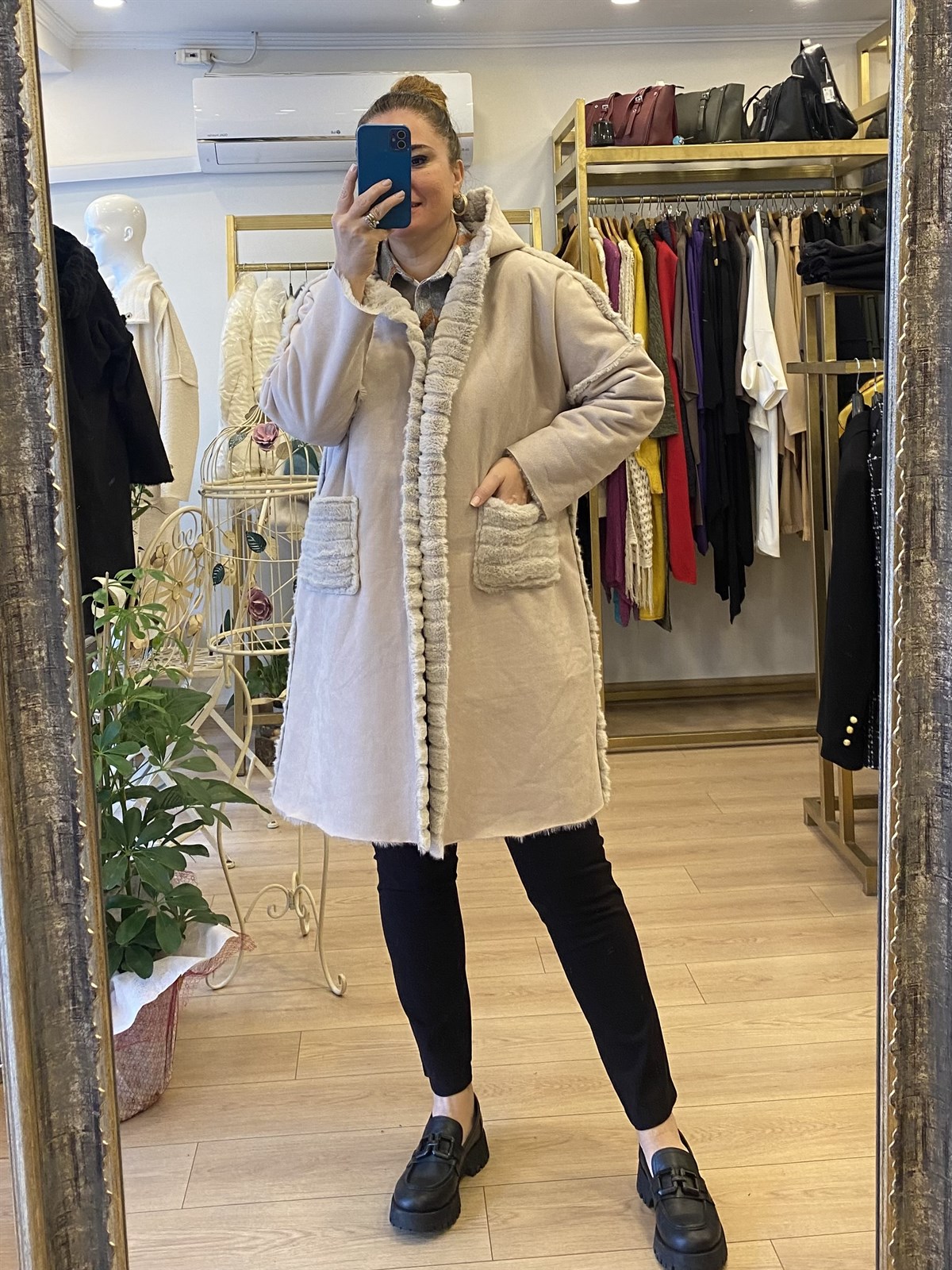 İçi Peluş Çift Taraflı Kaban Bej