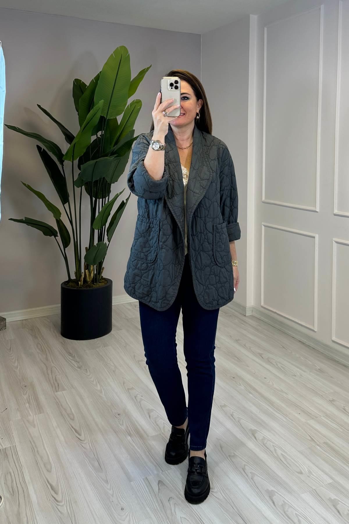 Kapitone Kalp Desenli Ceket Uzun Gri