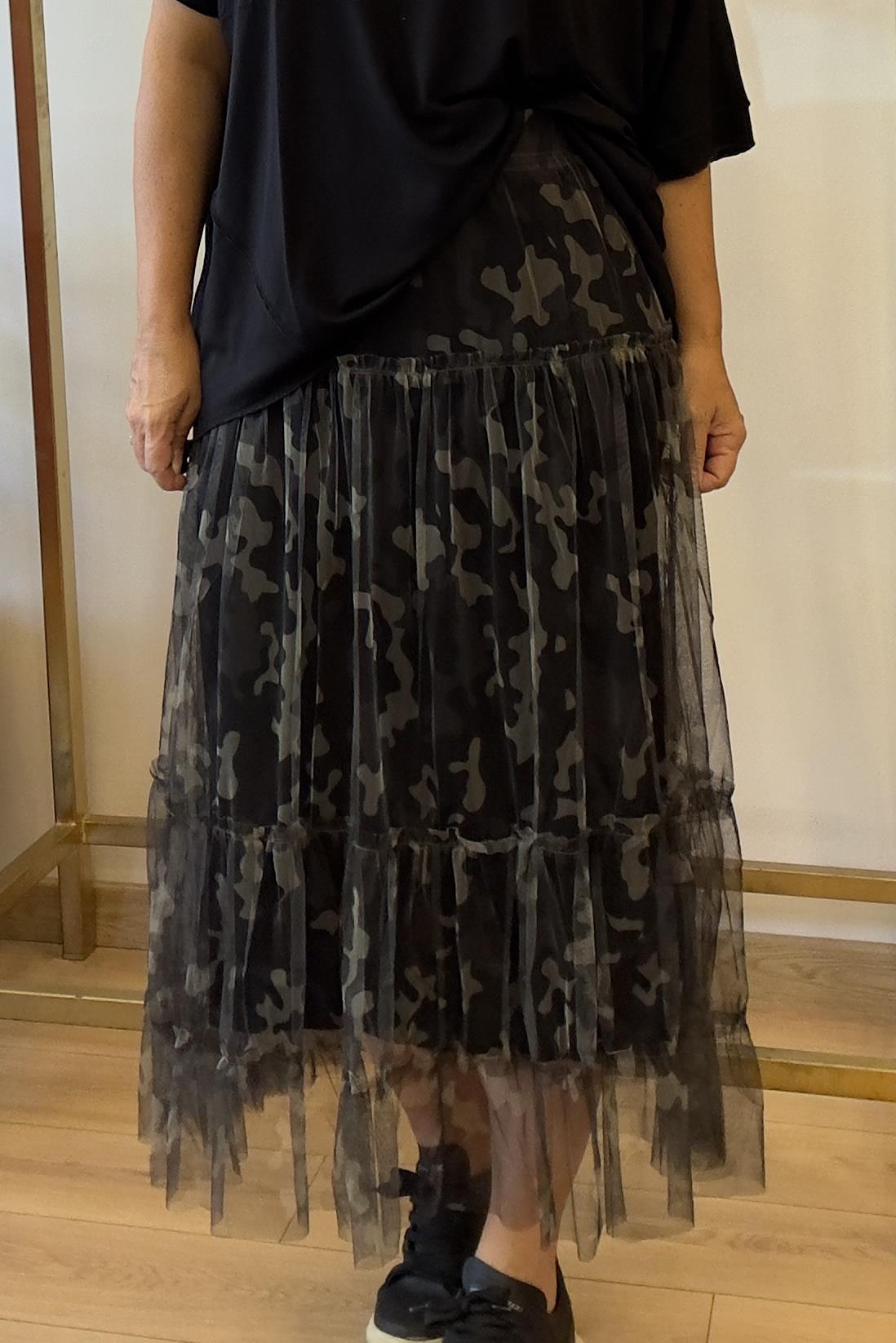 Kendinden Desenli Tül Etek Yeşil