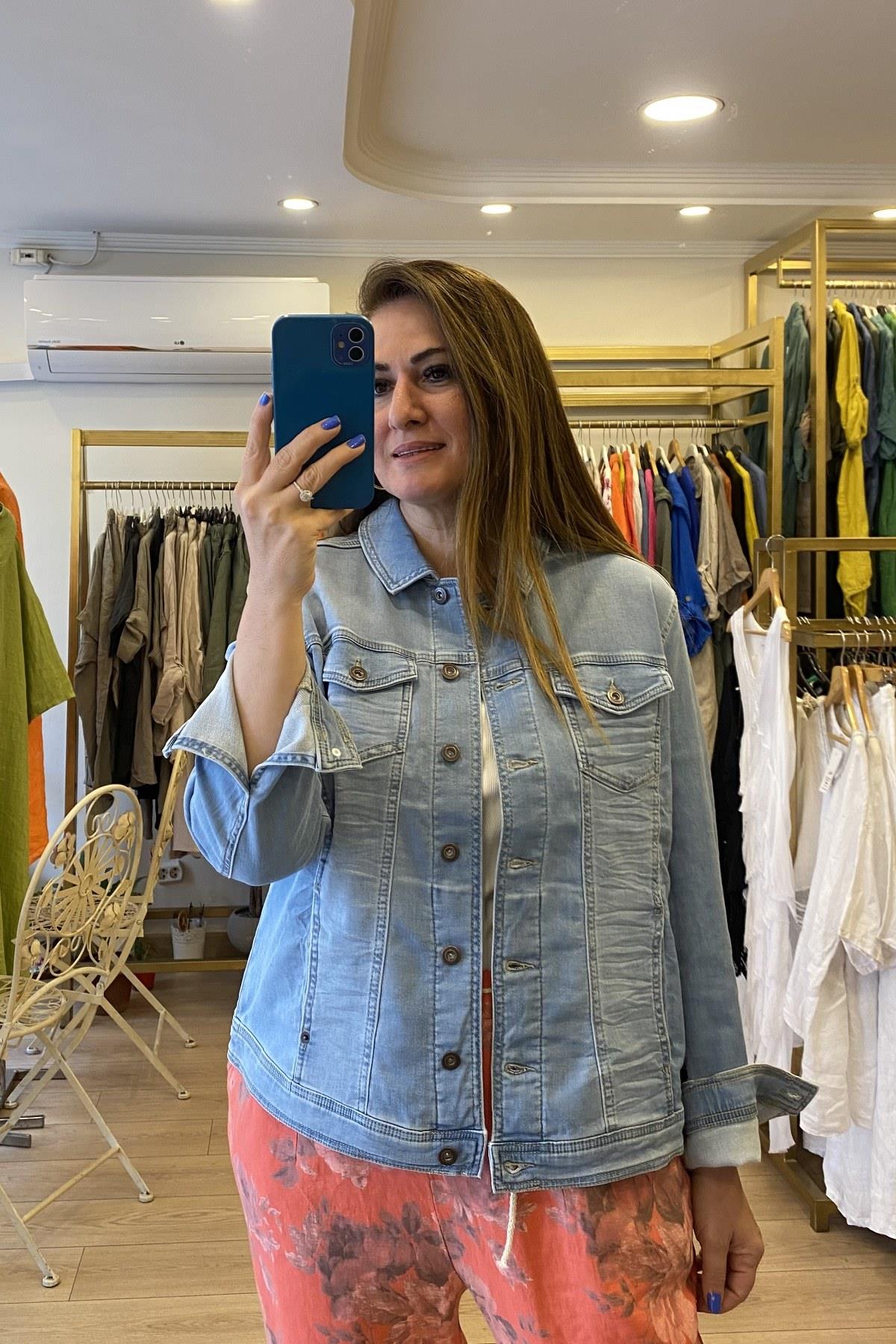 Kısa Likralı Kot Ceket Mavi